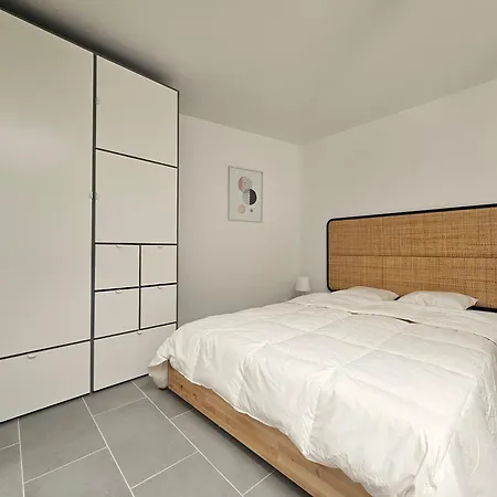 דירה Modern & Spacious In Lausanne! Rn18-5